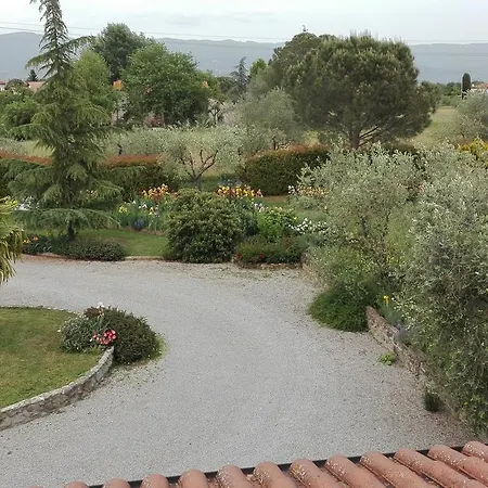 Iriscortona Villa *