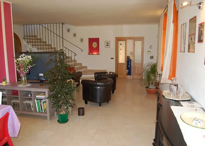 Iriscortona Villa *